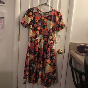 LuLaRoe Floral Amelia with pockets
